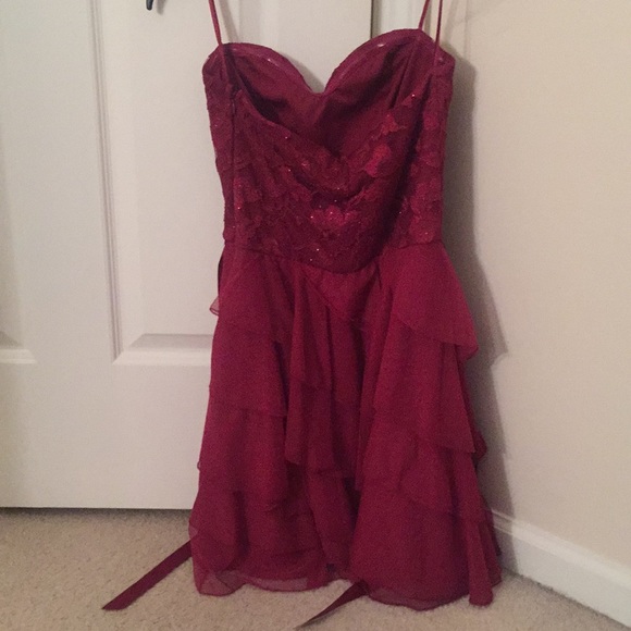 Prom/homecoming dress - Picture 2 of 2